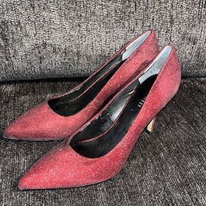 Womens size 9 Nine West red sparkly high heels never worn